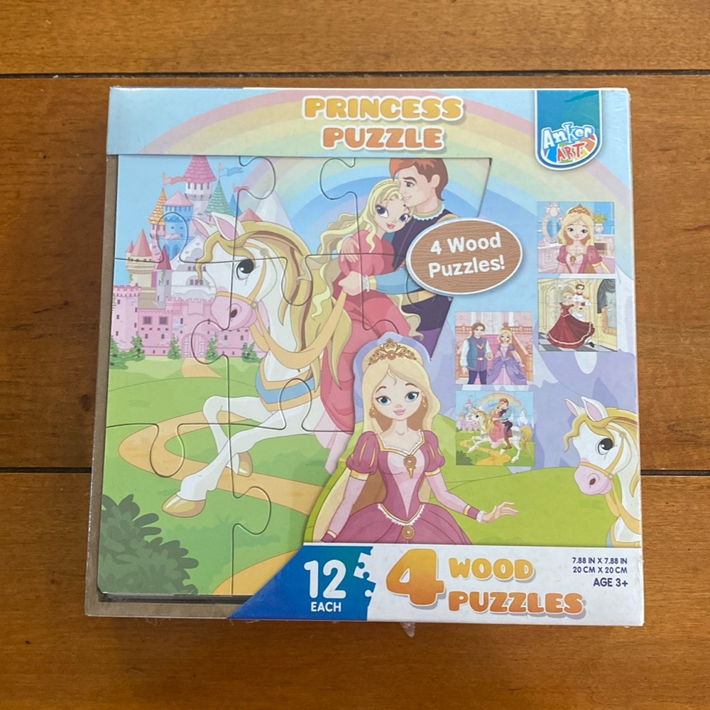 Wood puzzle princess. New 4 puzzles